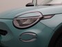 Fiat 600 1.2 Hybrid La Prima | Camera | Steolverwarming | Elektrisch Verstelbare Bestuurdersstoel | Massagefunctie | Apple Carplay/Android Auto | Navigatie | Parkeersensoren Voor en Achter | Cruise Control Adaptief | Drive Assist