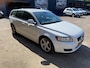 Volvo V50 1.6 D2 S/S Sport - Airco ecc - Cruise control - Bluetooth/handsfree - 17 inch l.m velgen - Pdc - Trekhaak