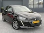Peugeot 208 1.2 PureTech Blue Lease Active ✓102pk✓2e Eigenaar✓Trekhaak✓Navi✓Carplay✓6 Bak✓Dealer Onderhouden✓Lm velgen✓Rijstrooksensor✓Pdc✓N.A.P✓Clima✓Cruise✓Weinig km✓Apk tot 09-2027
