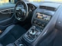 Jaguar F-Type 2.0T R-Dynamic, panoramadak, britisch racing green,1 e eigenaar, NL auto met nap