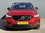 Volvo XC40 2.0 T5 247pk AWD Inscription R-Design Pack | Elektrische wegklapbare Trekhaak (2100kg) | Navigatie | Sportstoelen | All Season Banden | Parkeercamera | Parkeersensoren Voor & Achter | Cruise Control | Lane Assist