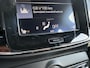 Volvo XC40 2.0 T5 247pk AWD Inscription R-Design Pack | SUMMER DEALS | Elektrische wegklapbare Trekhaak (2100kg) | Navigatie | Sportstoelen | All Season Banden | Parkeercamera | Parkeersensoren Voor & Achter | Cruise Control | Lane Assist