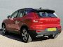 Volvo XC40 2.0 T5 247pk AWD Inscription R-Design Pack | Elektrische wegklapbare Trekhaak (2100kg) | Navigatie | Sportstoelen | All Season Banden | Parkeercamera | Parkeersensoren Voor & Achter | Cruise Control | Lane Assist