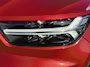Volvo XC40 2.0 T5 247pk AWD Inscription R-Design Pack | Elektrische wegklapbare Trekhaak (2100kg) | Navigatie | Sportstoelen | All Season Banden | Parkeercamera | Parkeersensoren Voor & Achter | Cruise Control | Lane Assist