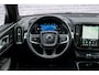 Volvo XC40 2.0 B4 Plus Dark | Trekhaak | Harman Kardon Audio | Achteruitrijcamera | Parkeersensoren | Keyless Entry | Elektrische Achterklep | Elektrisch Verstelbare Voorstoelen | Stoelverwarming | Google Navigatie | Apple Carplay | Android Auto