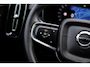 Volvo XC40 2.0 B4 Plus Dark | Trekhaak | Harman Kardon Audio | Achteruitrijcamera | Parkeersensoren | Keyless Entry | Elektrische Achterklep | Elektrisch Verstelbare Voorstoelen | Stoelverwarming | Google Navigatie | Apple Carplay | Android Auto | Lichtmetalen Velgen 18 inch
