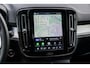 Volvo XC40 2.0 B4 Plus Dark | Trekhaak | Harman Kardon Audio | Achteruitrijcamera | Parkeersensoren | Keyless Entry | Elektrische Achterklep | Elektrisch Verstelbare Voorstoelen | Stoelverwarming | Google Navigatie | Apple Carplay | Android Auto