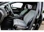 Volvo XC40 2.0 B4 Plus Dark | Trekhaak | Harman Kardon Audio | Achteruitrijcamera | Parkeersensoren | Keyless Entry | Elektrische Achterklep | Elektrisch Verstelbare Voorstoelen | Stoelverwarming | Google Navigatie | Apple Carplay | Android Auto | Lichtmetalen Velgen 18 inch