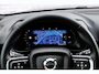 Volvo XC40 2.0 B4 Plus Dark | Trekhaak | Harman Kardon Audio | Achteruitrijcamera | Parkeersensoren | Keyless Entry | Elektrische Achterklep | Elektrisch Verstelbare Voorstoelen | Stoelverwarming | Google Navigatie | Apple Carplay | Android Auto | Lichtmetalen Velgen 18 inch