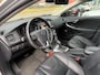 Volvo V40 Cross Country 1.5 T3 Summum | 2E EIGENAAR | 3/6 of 12 MND GARANTIE | PANO DAK | CAMERA | NAVI | MEMORY |