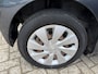 Toyota Aygo 1.0 VVT-i Comfort / bj.2012 / 5 deurs / airco / navigatie / facelift rijdt perfect / APK 08/2027 / NAP met 262138 km.