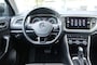 Volkswagen T-Roc 1.5 TSI, Trekhaak, Stoelverwarming, Dodehoek detectie, CarPlay/Android etc.