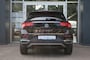 Volkswagen T-Roc 1.5 TSI, Trekhaak, Stoelverwarming, Dodehoek detectie, CarPlay/Android etc.