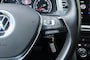 Volkswagen T-Roc 1.5 TSI, Trekhaak, Stoelverwarming, Dodehoek detectie, CarPlay/Android etc.
