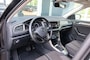 Volkswagen T-Roc 1.5 TSI, Trekhaak, Stoelverwarming, Dodehoek detectie, CarPlay/Android etc.