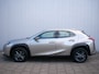 Lexus UX 250h 184pk Luxury Line Automaat Leder / Apple Carplay / Dodehoeksensor / Stoelverwarming