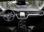 Volvo V60 T8 AWD Plus Dark 455PK Panoramadak HeadUp Display 360 Cam Alarm Getint glas