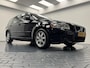 Volvo V50 2.0i Kinetic Trekhaak-Cr.contr-Clima-Parkeersensoren-Lm16''velgen