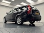Volvo V50 2.0i Kinetic Trekhaak-Cr.contr-Clima-Parkeersensoren-Lm16''velgen