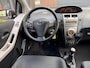 Toyota Yaris 1.3 VVTi Aspiration / bj.2010 / kleur; grijs / 5 deurs / climate / sportvelgen / NAP met 164660 km./ APK tot 03/2027.