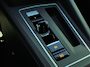 Volkswagen Golf Variant 1.0eTSI/110PK DSG Life · Navigatie · Camera + Parkeersensoren · Apple/Android Car Play · Stoelverwarming · Elektrische stoelverstelling ·