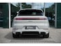 Porsche Cayenne 3.0 E-Hybrid | Sport Design | Kreide metallic | Luchtvering | Panoramadak | Achterasbesturing | Sport-uitlaatsysteem | Sport-chrono-pakket | SoftClose | Bose |  22-inch 911 Turbo Design | 18-voudige stoelen |
