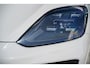 Porsche Cayenne 3.0 E-Hybrid | Sport Design | Kreide metallic | Luchtvering | Panoramadak | Achterasbesturing | Sport-uitlaatsysteem | Sport-chrono-pakket | SoftClose | Bose |  22-inch 911 Turbo Design | 18-voudige stoelen |