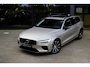 Volvo V60 T6 AWD Plus Dark Panoramadak HeadUp Display 360 Cam Alarm Getint glas Bright Dusk
