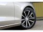 Volvo V60 T6 AWD Plus Dark Panoramadak HeadUp Display 360 Cam Alarm Getint glas Bright Dusk