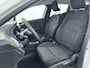 Renault Clio 1.0 TCe 90Pk Zen | Navigatie | Parkeersensoren | Apple Carplay & Android Auto | Cruise Control | Airco | DAB | All-Season Banden |