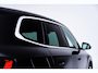 BMW iX1 xDrive30 xLine - Comfort Access - Getinte Ruiten - Grootlichtassistent - Interieurlijst Schwarz hoogglans - Raamomlijsting BMW Individual aluminium satiniert -