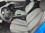 Peugeot 208 1.2 PureTech 100 Allure | Navigatie | Camera | Cruise Control | Carplay | Achterbank in delen neerklapbaar | Achteruitrijcamera | Apple Carplay/Android Auto|telefoonintegratie premium