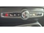 Volvo XC40 2.0 B3 Plus Black Edition MY 2026 - 20” Wielen - Adaptive Cruise Control - Harman Kardon Audio - Climate - R7C0 Interieur – Camera achter - PDC voor en achter - Power seats links met memory - Two Tone