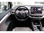 Skoda Enyaq 60 180pk First Edition | SoH 94% | Trekhaak | Stoelmemory | Camera | Stoel & Stuurverwarming