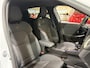 Renault Clio 145PK E-Tech Full Hybrid Esprit Alpine Automaat | Bose Audio | Stoelverwarming | Digital Cockpit | Navi | Camera | Parkeersensoren | Apple CarPlay/Android Auto | Climate Control | Adaptive Cruise Control |