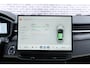 Lynk & Co 01 1.5 More | PHEV | Panoramadak | Elektrische Achterklep | Infinity Audio | 360 Graden Camera | Apple Carplay | Android Auto | Elektrisch Verstelbare Bestuurdersstoel | Stoelverwarming | LED Koplampen Adaptief | Trekhaak |