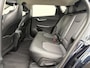 Kia EV6 Edition 77.4 kWh / SOH 100% / Fabrieksgarantie t/m 05-2032 / 1.600 kg trekgewicht / Android Auto & Apple Carplay / Navigatie / Cruise Control Adaptief / Climate Control / DAB / Draadloze Telefoonlader / Camera / Parkeer assistent / 19" Lichtmetalen Wielen / Keyless entry & start /