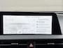 Kia EV6 Edition 77.4 kWh / SOH 100% / Fabrieksgarantie t/m 05-2032 / 1.600 kg trekgewicht / Android Auto & Apple Carplay / Navigatie / Cruise Control Adaptief / Climate Control / DAB / Draadloze Telefoonlader / Camera / Parkeer assistent / 19" Lichtmetalen Wielen / Keyless entry & start /
