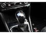 Volkswagen T-Cross 1.0 TSI Life Business | Achteruitrijcamera | Trekhaak | Adaptieve cruise