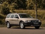 Volvo XC70 Cross Country 2.4 T Geartr. Comf. Automaat | Mooie Youngtimer | 5-2027!