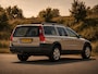 Volvo XC70 Cross Country 2.4 T Geartr. Comf. Automaat | Mooie Youngtimer | 5-2027!