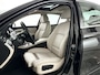 BMW 5-Serie 528i Luxury Edition | Panoramadak | Parkeercamera | Stoelverwarming | Trekhaak
