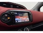 Toyota Yaris 1.3 VVT-i Dynamic | 99PK | 5-Deurs | Navigatie | Bluetooth | Parkeer Camera Achter | Airco | Cruise Control | Lichtmetalen Velgen |