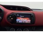 Toyota Yaris 1.3 VVT-i Dynamic | 99PK | 5-Deurs | Navigatie | Bluetooth | Parkeer Camera Achter | Airco | Cruise Control | Lichtmetalen Velgen |