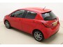 Toyota Yaris 1.3 VVT-i Dynamic | 99PK | 5-Deurs | Navigatie | Bluetooth | Parkeer Camera Achter | Airco | Cruise Control | Lichtmetalen Velgen |