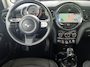 MINI Cooper 5-Deurs 1.5 136 pk Automaat Camden Edition Navigatie Led koplampen Apple Carplay Climate Control Cruise Control Parkeersensoren Dab Zwarte Velgen Spiegelpakket NL Auto