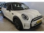 MINI Cooper 5-Deurs 1.5 136 pk Camden Edition Navigatie Led koplampen Clima + Cruise Control Parkeersensoren Dab Lmv Spiegelpakket NL Auto
