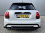 MINI Cooper 5-Deurs 1.5 136 pk Automaat Camden Edition Navigatie Led koplampen Apple Carplay Climate Control Cruise Control Parkeersensoren Dab Zwarte Velgen Spiegelpakket NL Auto