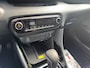 Toyota Yaris 1.5 Hybrid 115 Dynamic | 10 jr garantie | Camera | Apple Carplay | Stoelverw.
