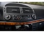 Mercedes-Benz E-klasse 240 Avantgarde Blijvend Youngtimer | Automaat | Leer | APK nieuw bij aflevering